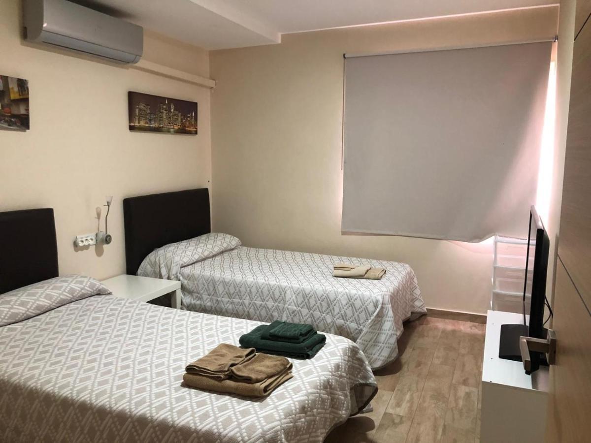 Apartamentos Albeniz Algeciras Esterno foto