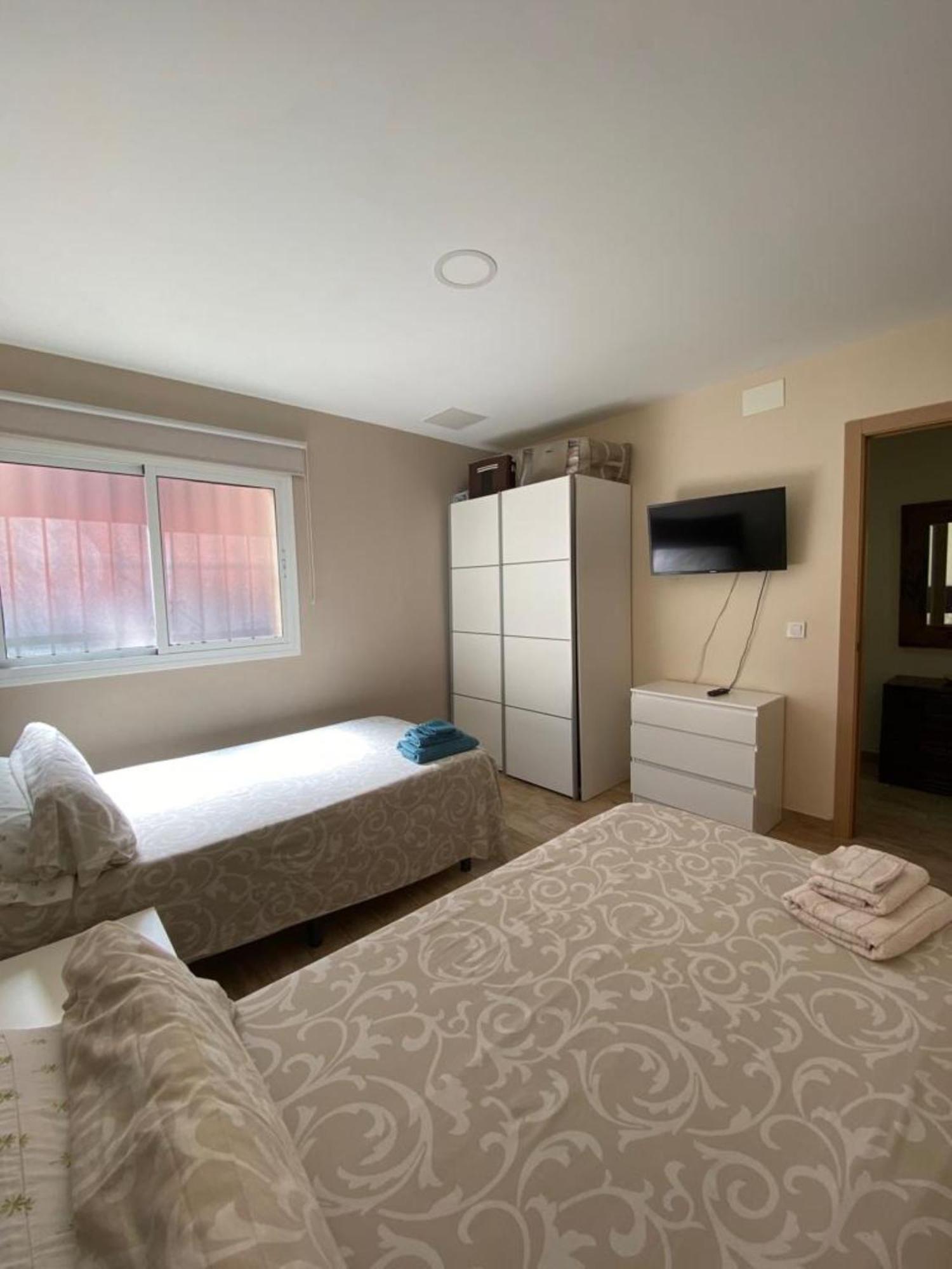 Apartamentos Albeniz Algeciras Esterno foto