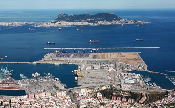 Apartamentos Albeniz Algeciras Esterno foto
